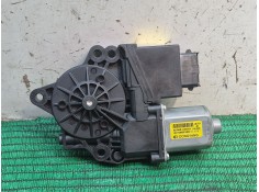 Recambio de motor elevalunas delantero derecho para kia cee´d sportswagon (jd) 1.6 crdi 128 referencia OEM IAM   
