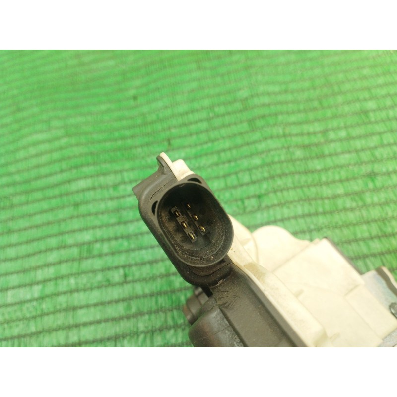 Recambio de cerradura puerta trasera izquierda para volkswagen tiguan (5n_) 2.0 tdi referencia OEM IAM   