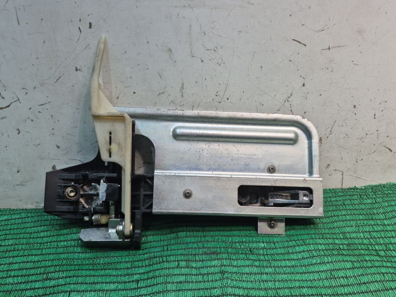 Recambio de cerradura puerta trasera derecha para subaru tribeca (b9) 3.0 (wxe) referencia OEM IAM   