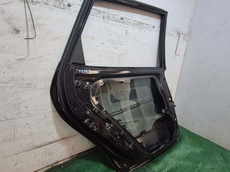 Recambio de puerta trasera izquierda para kia cee´d sw (ed) 1.6 crdi 90 referencia OEM IAM   