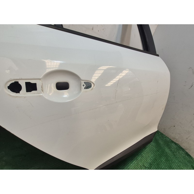 Recambio de puerta trasera derecha para renault megane iii hatchback (bz0/1_, b3_) 1.5 dci referencia OEM IAM   