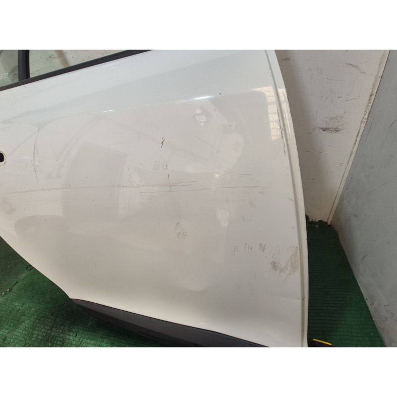 Recambio de puerta trasera derecha para renault megane iii hatchback (bz0/1_, b3_) 1.5 dci referencia OEM IAM   