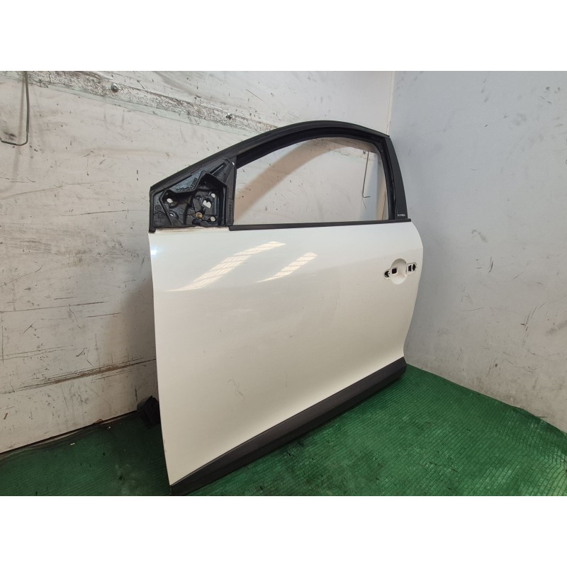 Recambio de puerta delantera izquierda para renault megane iii hatchback (bz0/1_, b3_) 1.5 dci referencia OEM IAM   