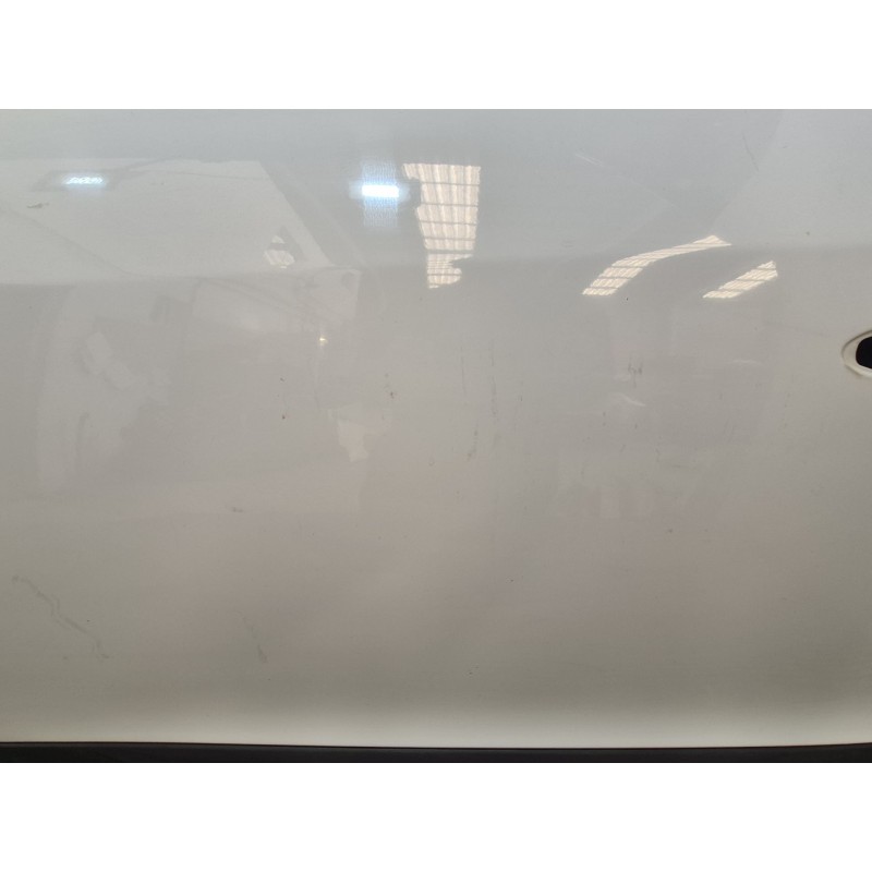 Recambio de puerta delantera izquierda para renault megane iii hatchback (bz0/1_, b3_) 1.5 dci referencia OEM IAM   