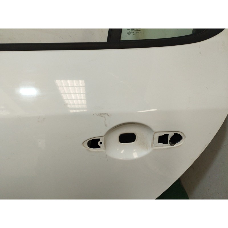 Recambio de puerta trasera izquierda para renault megane iii hatchback (bz0/1_, b3_) 1.5 dci referencia OEM IAM   