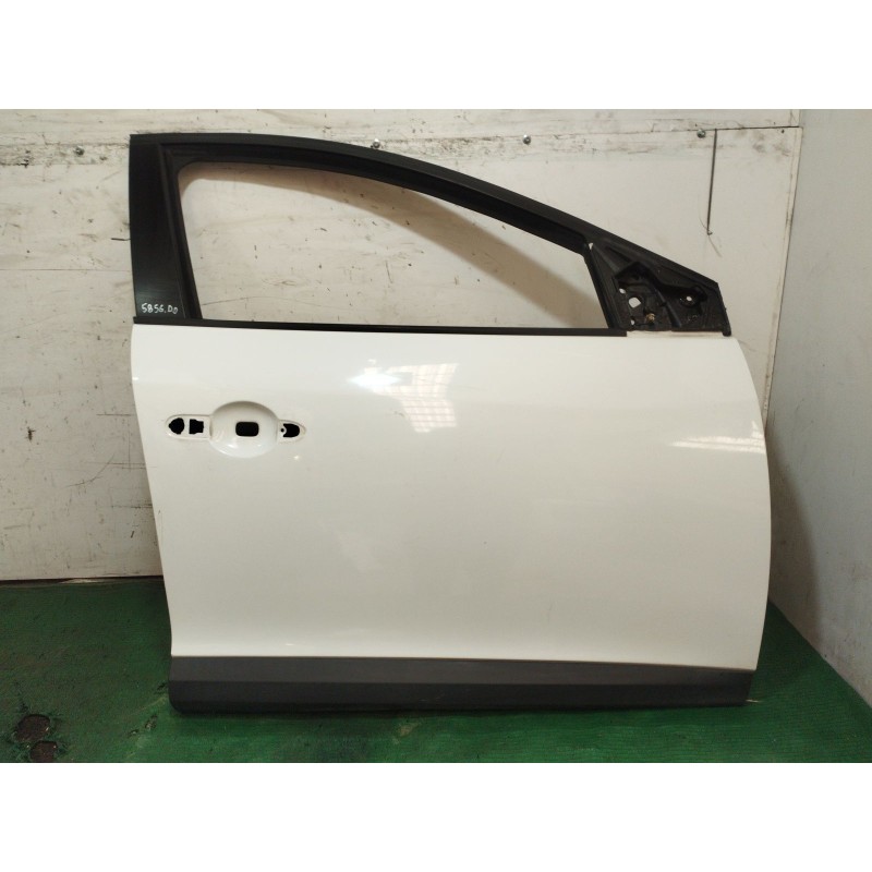Recambio de puerta delantera derecha para renault megane iii hatchback (bz0/1_, b3_) 1.5 dci referencia OEM IAM   