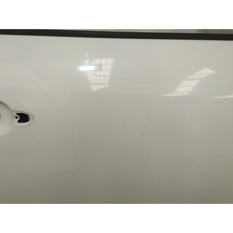 Recambio de puerta delantera derecha para renault megane iii hatchback (bz0/1_, b3_) 1.5 dci referencia OEM IAM   
