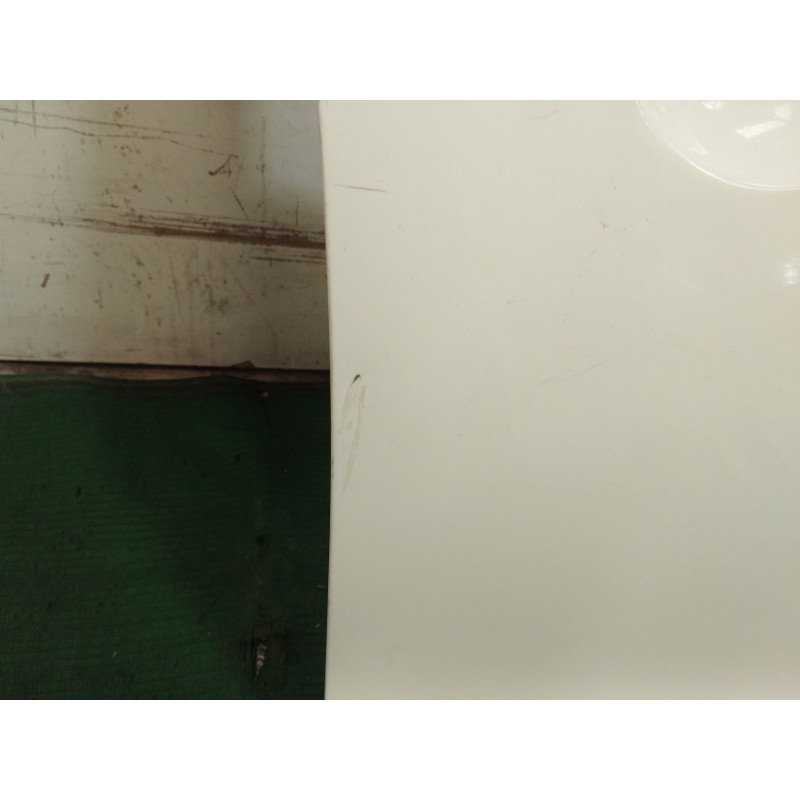 Recambio de puerta delantera derecha para renault megane iii hatchback (bz0/1_, b3_) 1.5 dci referencia OEM IAM   