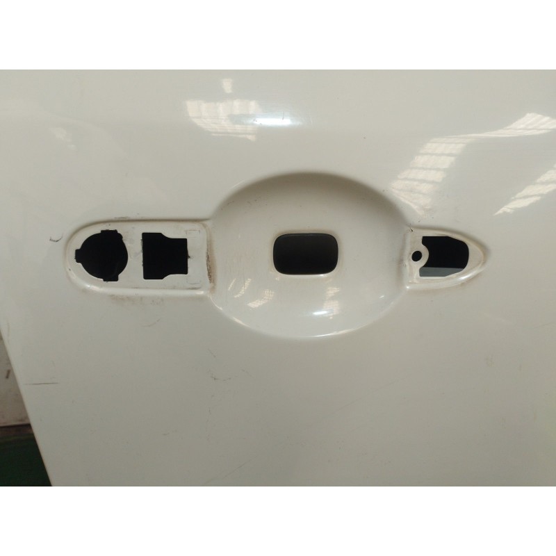 Recambio de puerta delantera derecha para renault megane iii hatchback (bz0/1_, b3_) 1.5 dci referencia OEM IAM   