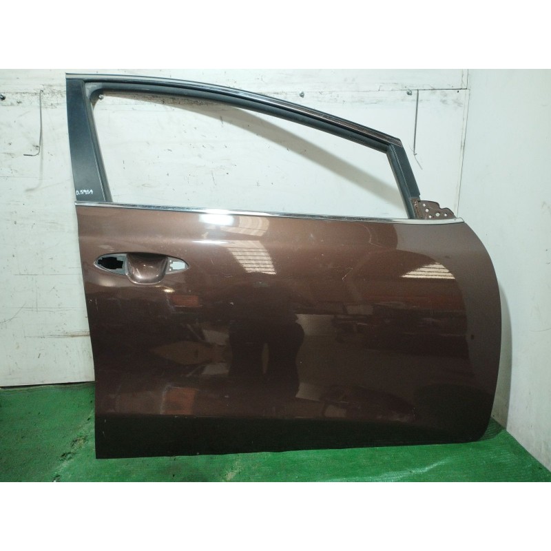 Recambio de puerta delantera derecha para kia cee´d sportswagon (jd) 1.6 crdi 128 referencia OEM IAM   