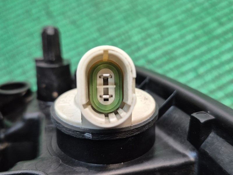 Recambio de faro derecho para dacia logan (ls_) 1.5 dci (ls0k) referencia OEM IAM    Recambio de faro derecho para dacia logan (ls_) 1.5 dci (ls0k) referencia OEM IAM