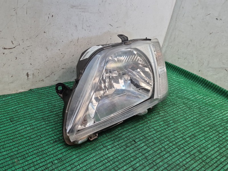 Recambio de faro izquierdo para dacia logan (ls_) 1.5 dci (ls0k) referencia OEM IAM 8200211005 8200211005 8200211005