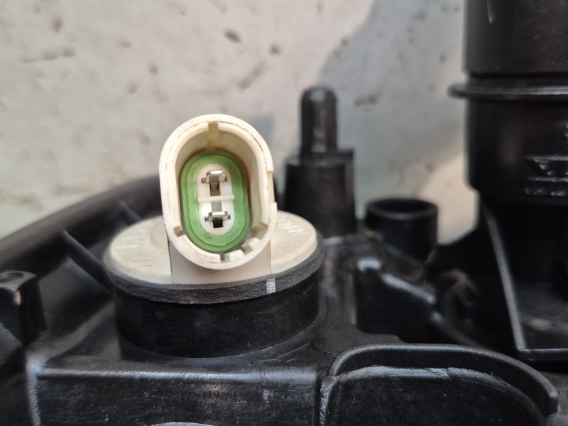 Recambio de faro izquierdo para dacia logan (ls_) 1.5 dci (ls0k) referencia OEM IAM 8200211005 8200211005 8200211005