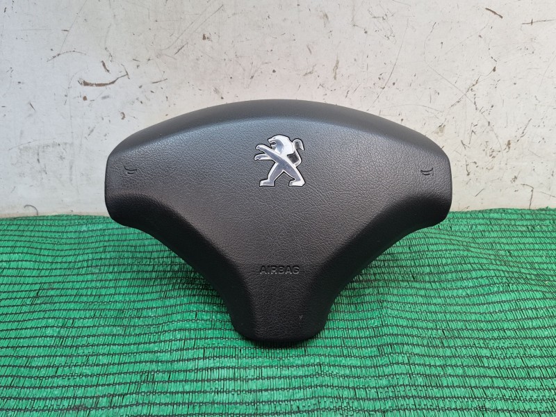 Recambio de airbag volante para peugeot 308 ii (lb_, lp_, lw_, lh_, l3_) 1.6 hdi referencia OEM IAM    Recambio de airbag volante para peugeot 308 ii (lb_, lp_, lw_, lh_, l3_) 1.6 hdi referencia OEM IAM