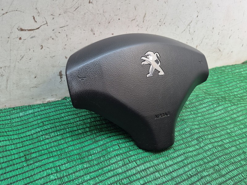Recambio de airbag volante para peugeot 308 ii (lb_, lp_, lw_, lh_, l3_) 1.6 hdi referencia OEM IAM    Recambio de airbag volante para peugeot 308 ii (lb_, lp_, lw_, lh_, l3_) 1.6 hdi referencia OEM IAM