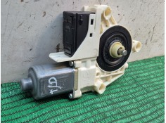 Recambio de motor elevalunas trasero derecho para renault laguna iii (bt0/1) 2.0 dci gt (bt11, bt1e, bt1n) referencia OEM IAM    2