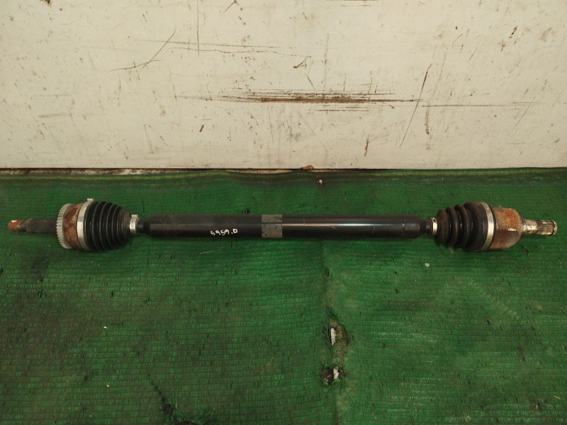 Recambio de transmision delantera derecha para kia cee´d sportswagon (jd) 1.6 crdi 128 referencia OEM IAM   