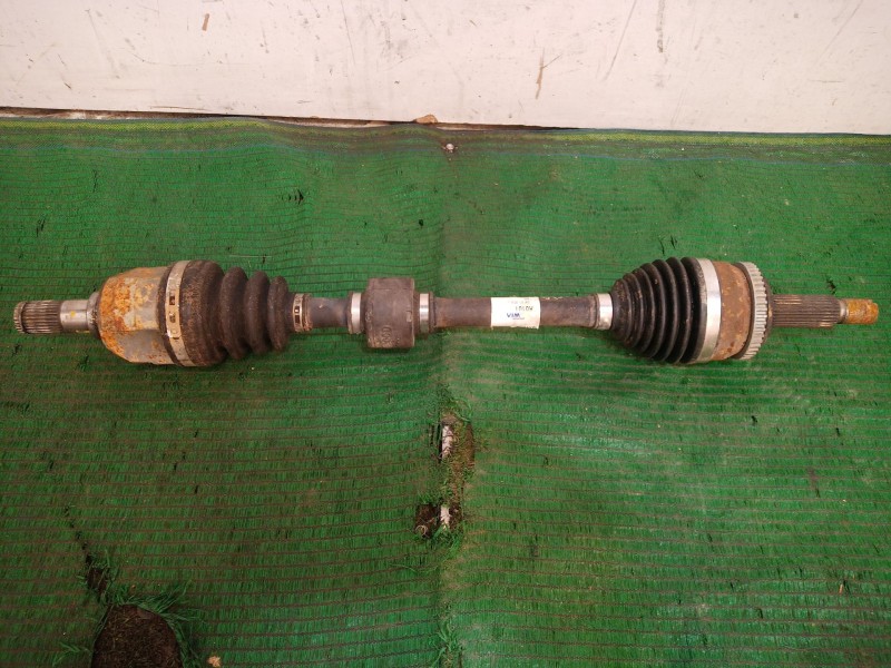 Recambio de transmision delantera izquierda para kia cee´d sportswagon (jd) 1.6 crdi 128 referencia OEM IAM   