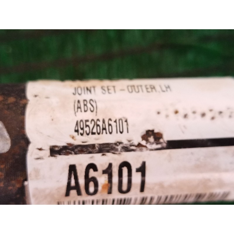 Recambio de transmision delantera izquierda para kia cee´d sportswagon (jd) 1.6 crdi 128 referencia OEM IAM   