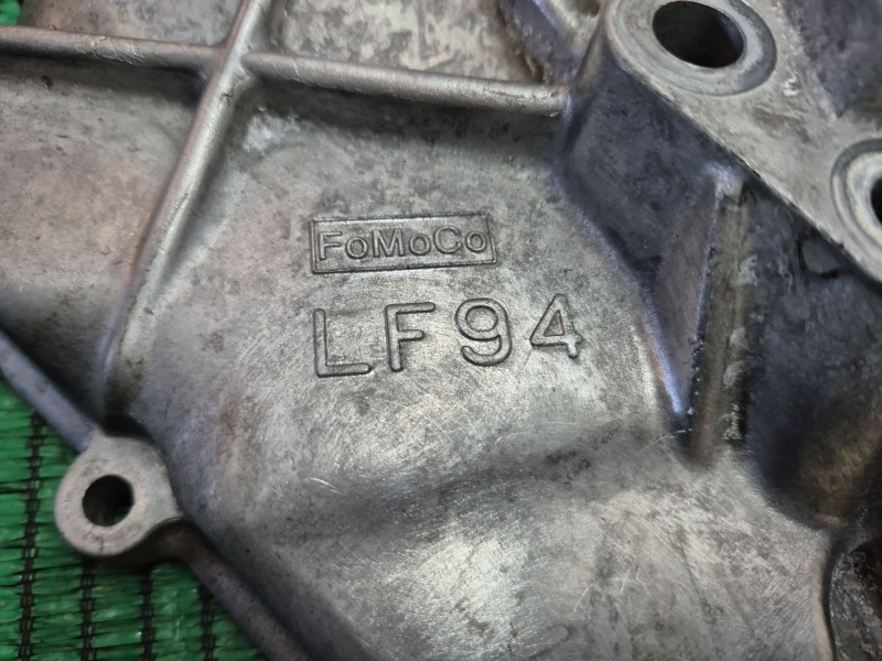 Recambio de tapa distribucion para mazda 6 sedán (gh) 2.0 mzr (ghefp) referencia OEM IAM LF94 LF94 LF94