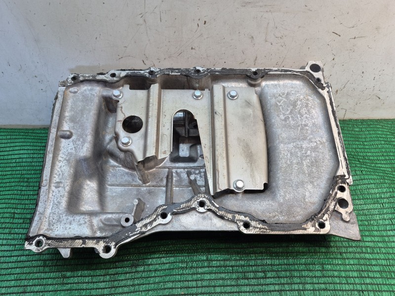 Recambio de carter para mazda 6 sedán (gh) 2.0 mzr (ghefp) referencia OEM IAM   