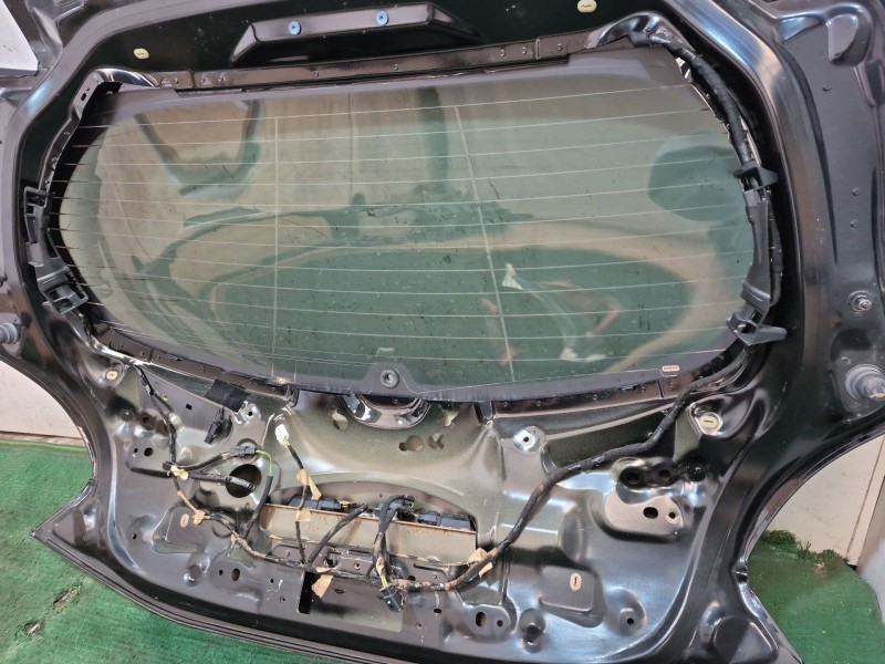 Recambio de porton trasero para peugeot 208 i (ca_, cc_) 1.2 vti 82 referencia OEM IAM   