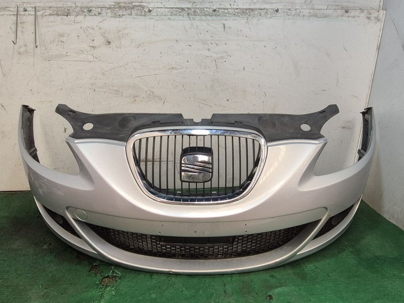 Recambio de paragolpes delantero para seat leon (1p1) 1.9 tdi referencia OEM IAM   