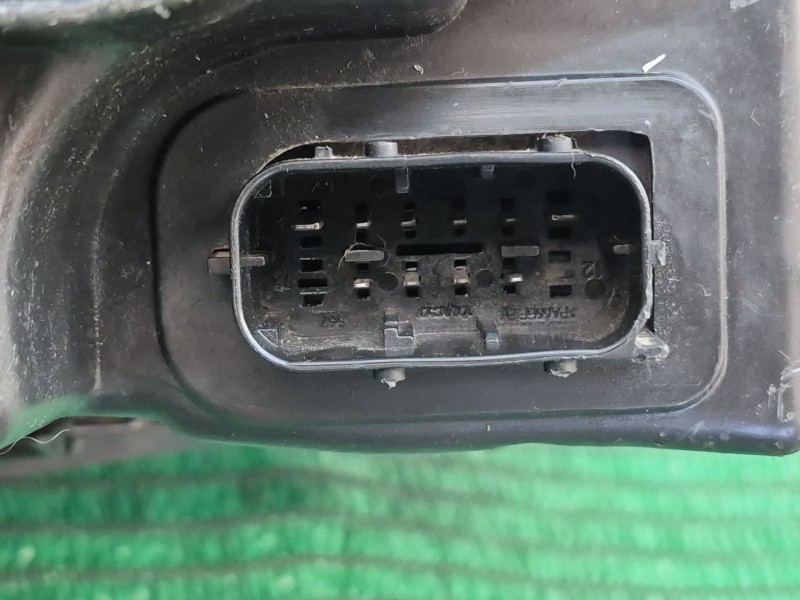 Recambio de faro izquierdo para iveco daily iv furgoneta 65c15 referencia OEM IAM 69500013 69500013 69500013