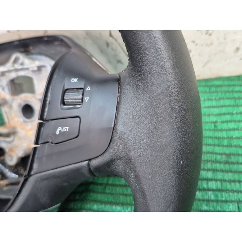Recambio de volante para peugeot 208 i (ca_, cc_) 1.2 vti 82 referencia OEM IAM   
