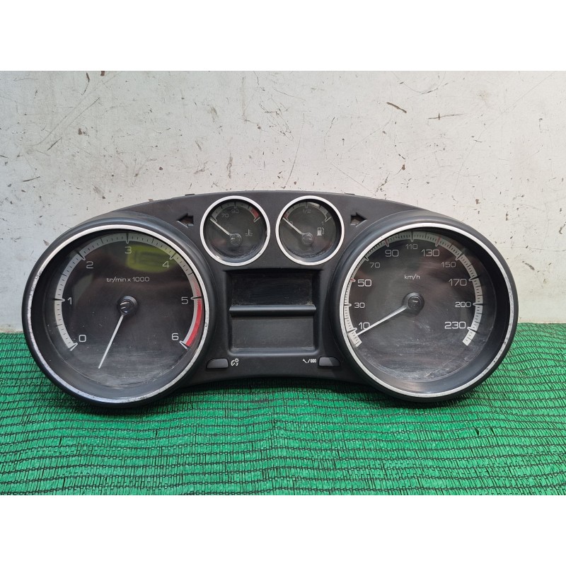 Recambio de cuadro instrumentos para peugeot 308 ii (lb_, lp_, lw_, lh_, l3_) 1.6 hdi referencia OEM IAM   