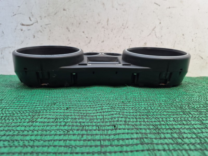 Recambio de cuadro instrumentos para peugeot 308 ii (lb_, lp_, lw_, lh_, l3_) 1.6 hdi referencia OEM IAM   