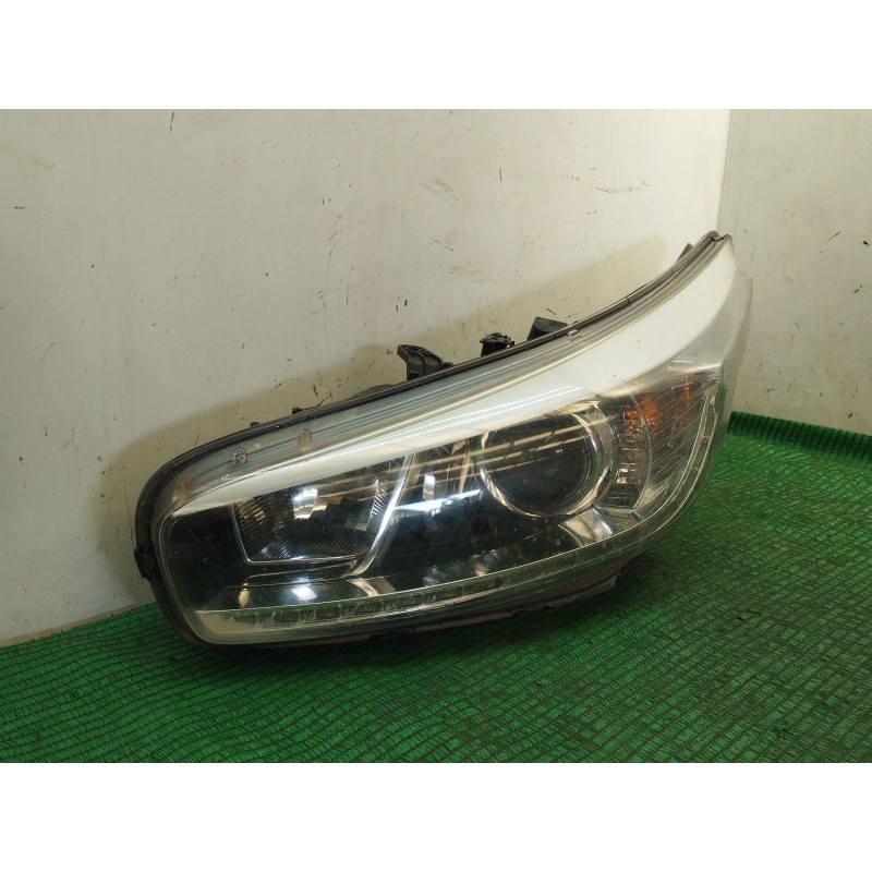 Recambio de faro izquierdo para kia cee´d (jd) 1.4 crdi 90 referencia OEM IAM   