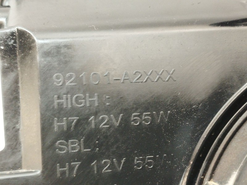 Recambio de faro izquierdo para kia cee´d (jd) 1.4 crdi 90 referencia OEM IAM   