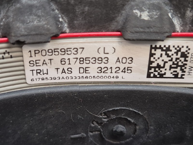 Recambio de volante para seat leon (1p1) 1.9 tdi referencia OEM IAM   