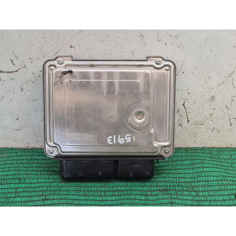 Recambio de centralita motor uce para seat leon (1p1) 1.9 tdi referencia OEM IAM   