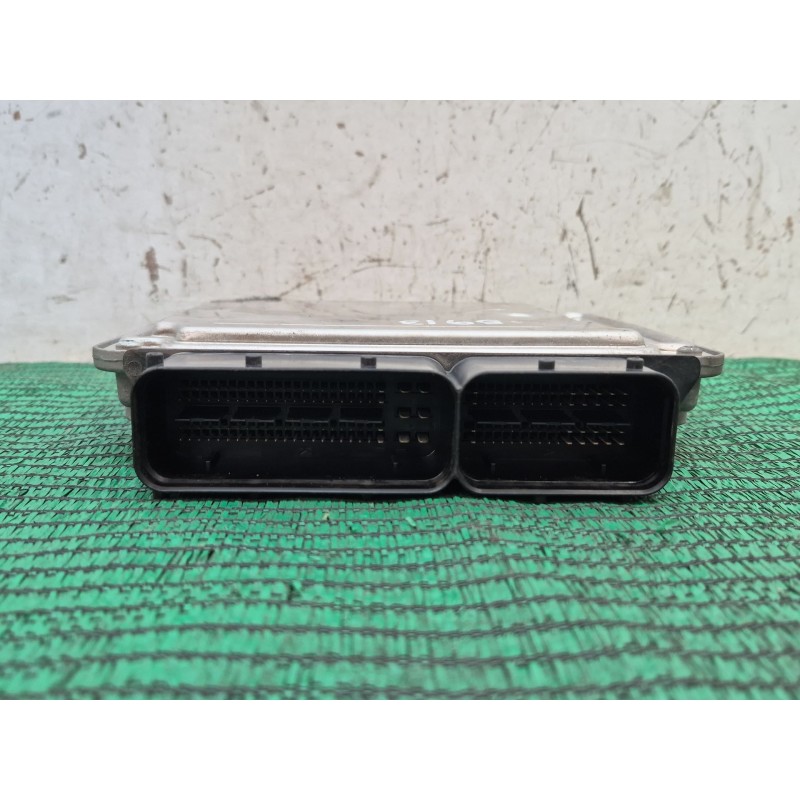 Recambio de centralita motor uce para seat leon (1p1) 1.9 tdi referencia OEM IAM   