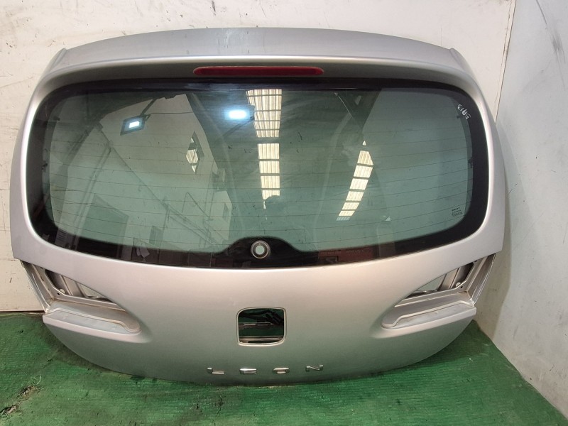 Recambio de porton trasero para seat leon (1p1) 1.9 tdi referencia OEM IAM   
