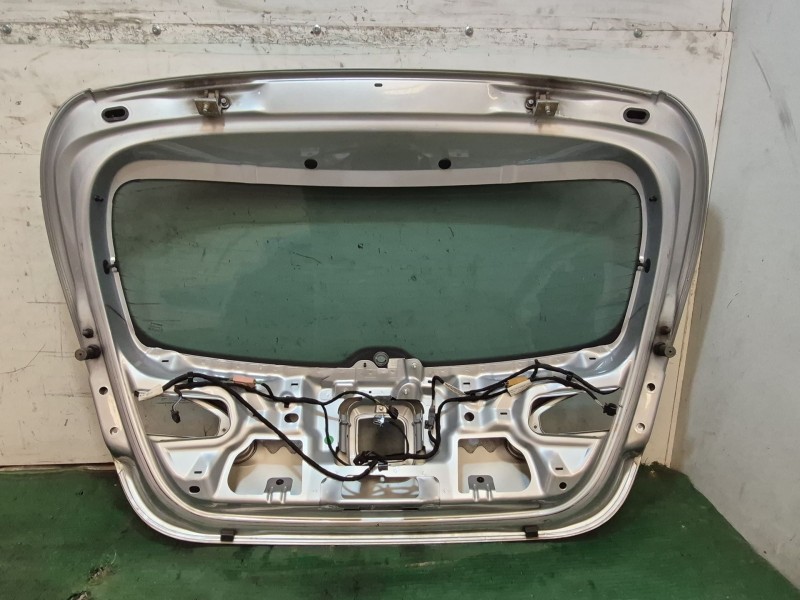 Recambio de porton trasero para seat leon (1p1) 1.9 tdi referencia OEM IAM   