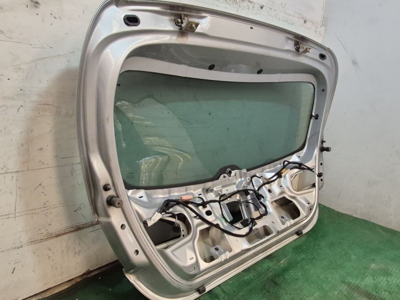 Recambio de porton trasero para seat leon (1p1) 1.9 tdi referencia OEM IAM   