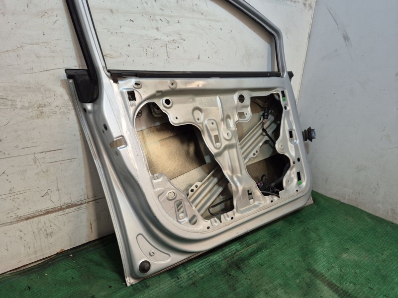 Recambio de puerta delantera izquierda para seat leon (1p1) 1.9 tdi referencia OEM IAM   