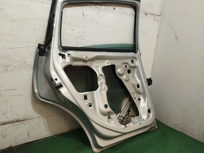 Recambio de puerta trasera izquierda para seat leon (1p1) 1.9 tdi referencia OEM IAM   