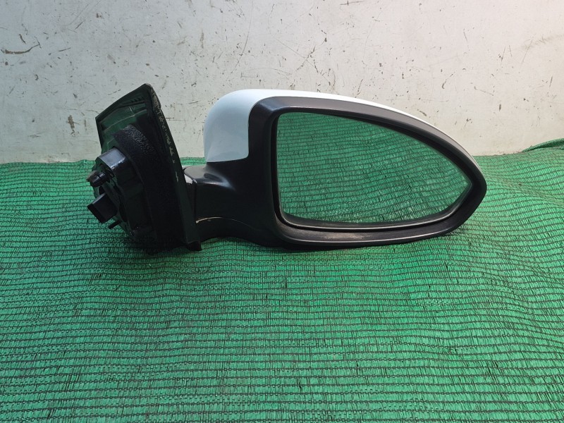 Recambio de retrovisor derecho para chevrolet cruze (j300) 2.0 cdi referencia OEM IAM   
