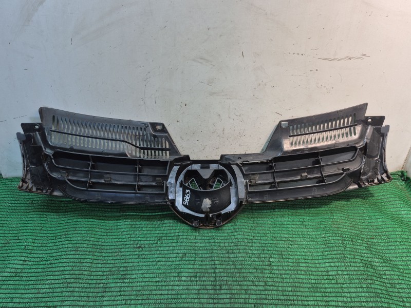 Recambio de rejilla delantera para volkswagen golf v (1k1) 1.6 fsi referencia OEM IAM   