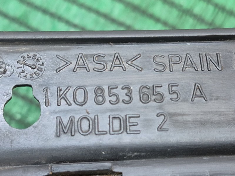 Recambio de rejilla delantera para volkswagen golf v (1k1) 1.6 fsi referencia OEM IAM   