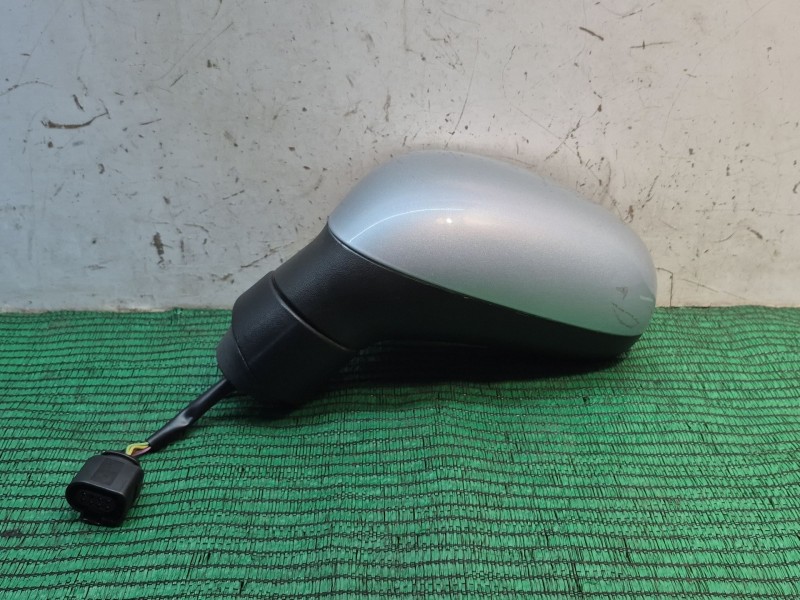 Recambio de retrovisor izquierdo para seat leon (1p1) 1.9 tdi referencia OEM IAM   