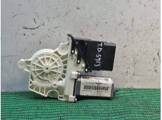 Recambio de motor elevalunas trasero derecho para seat leon (1p1) 1.9 tdi referencia OEM IAM    2