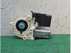 Recambio de motor elevalunas trasero izquierdo para seat leon (1p1) 1.9 tdi referencia OEM IAM   