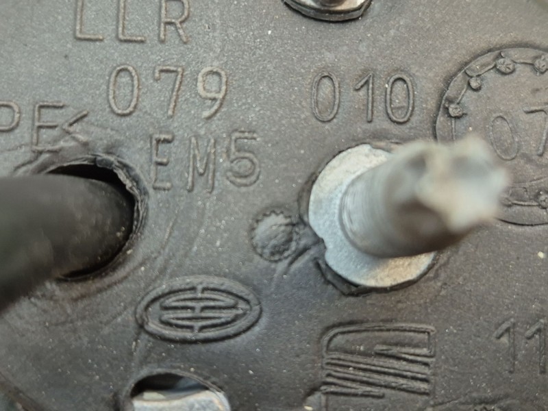 Recambio de retrovisor derecho para seat leon (1p1) 1.9 tdi referencia OEM IAM   