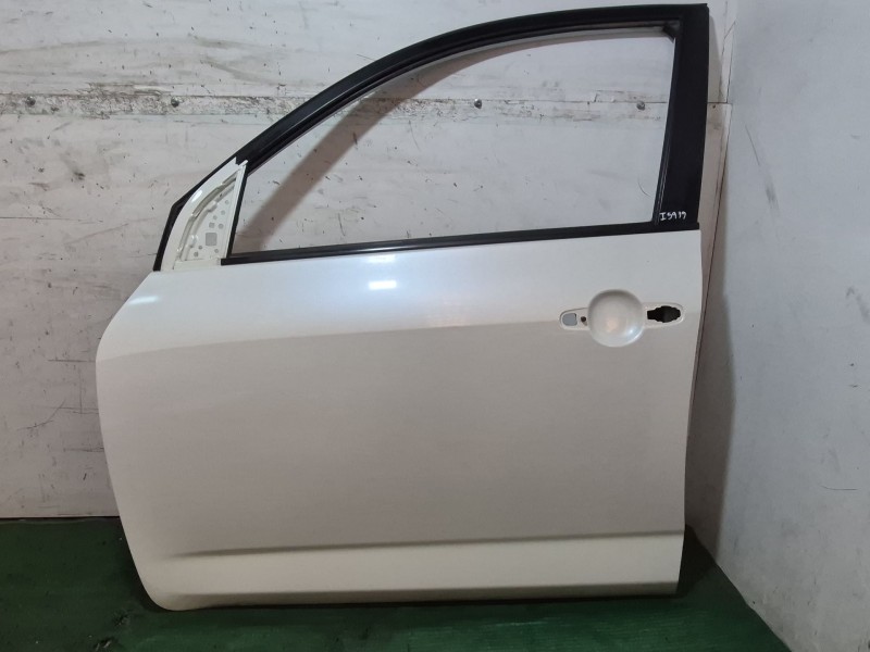 Recambio de puerta delantera izquierda para toyota rav 4 iii (_a3_) 2.2 d (ala35_) referencia OEM IAM   