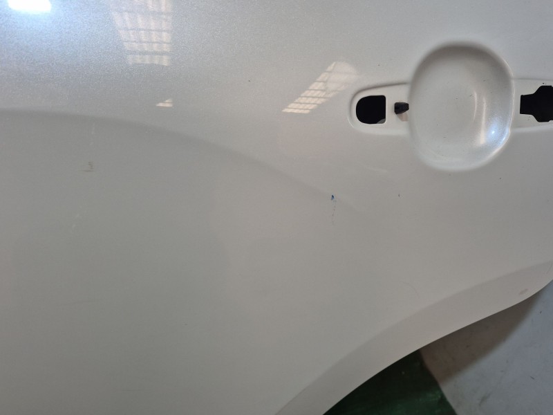 Recambio de puerta trasera izquierda para toyota rav 4 iii (_a3_) 2.2 d (ala35_) referencia OEM IAM   